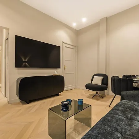 Apartman Champs-elysees With Air Conditioning 4 People