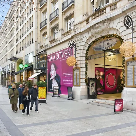 Champs-elysees With Air Conditioning 4 People * Párizs